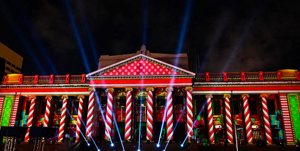 Christmas Projection Mapping on Old Parliament